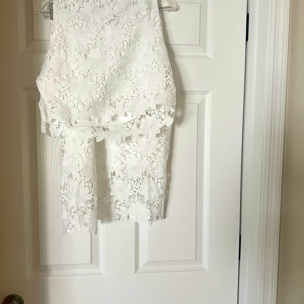Lulu’s white lace 2 piece